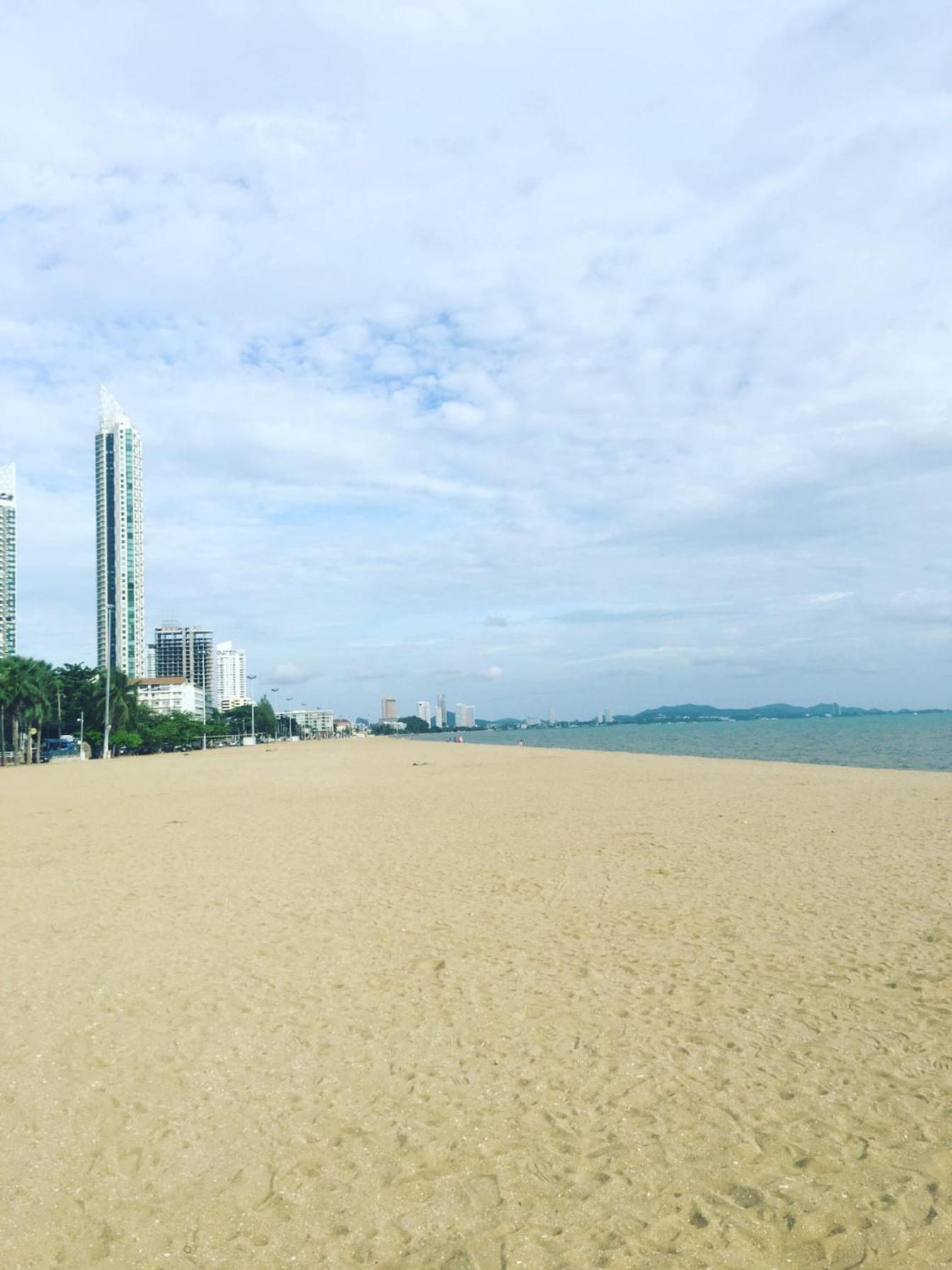 2 ห้องนอน 2 ห้องน้ำ Seaview Jomtien ชั้น18 Apartment ภายนอก รูปภาพ